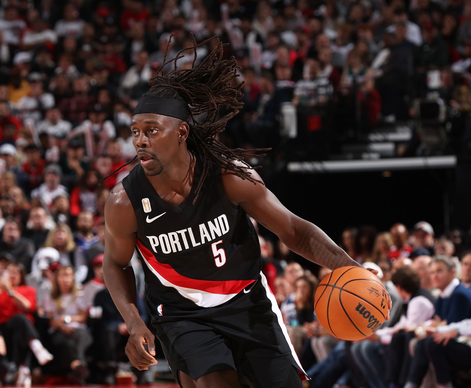 ट्रेल ब्लेज़र्स के आठ खिलाड़ियों ने दोहरे अंक में स्कोर किया, 1 अप्रैल, 2022 के बाद से टीम के इतिहास में यह पहली बार है