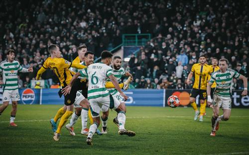 यंग बॉयज़ बनाम रेड स्टार