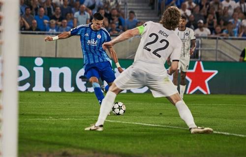 स्कोरबोर्ड स्लोवन ब्रातिस्लावा बनाम मिड्टजिलैंड