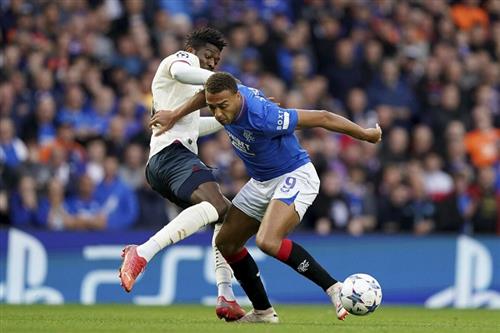 पीएसवी आइंडहोवन बनाम रेंजर्स