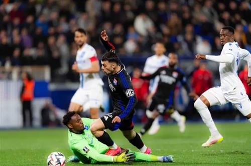 ऑक्सरे बनाम ल्योन